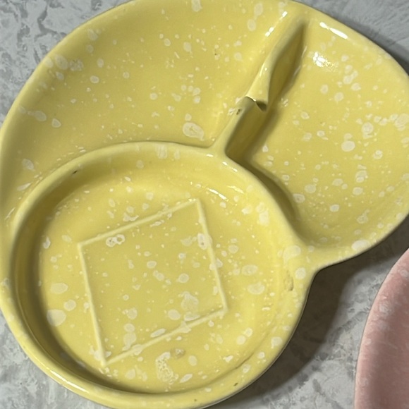 Set of 2 Shawnee USA 411 cup coaster/ ashtrays pink heart and yellow diamond mcm - Picture 10 of 13